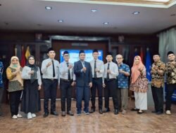 5 Pegawai PPPK Terima SK dan Ucapan Selamat dari Direktur Polman Negeri Babel