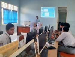 Cegah Serangan Siber Sejak Dini, Polman Negeri Babel Latih Siswa SMK Negeri 1 Bakam