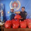Momen HUT Kemerdekaan RI Ke-81, PWI Bangka Bagi Paket Sembako Buat Wartawan